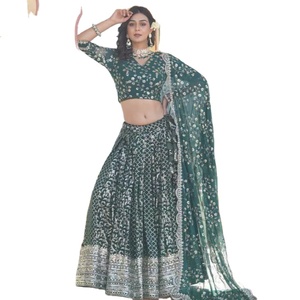 Conjunto de Lahenga Choli Tradicional Bordado en Seda Georgette, Suave y Liso, de Color Increíble, a Buen Precio, Listo para Comprar - Product Image 1
