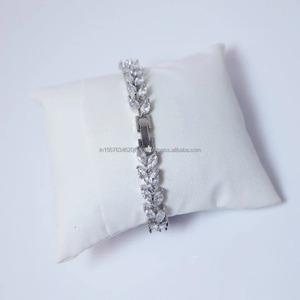 สร้อยข้อมือเพชร Marquise igi/gia Lab ปลูกทอง14K ห้องปฏิบัติการแฟชั่นสร้างเครื่องประดับสำหรับงานหมั้นหรืองานแต่งงานของผู้หญิง - Product Image 3