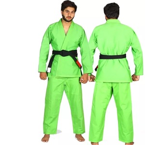 Uniformes de karaté en gros, unisexes, extensibles, avec logo personnalisable sur le devant, légers - Product Image 1