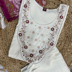 Conjunto de Kurti y Pantalón de Seda Marina Premium con Bordado y Dupatta de Seda Zarana con Estampado Digital - Product Image 1