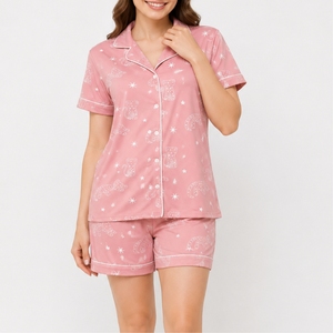 Ensemble de pyjama pour femmes, manches longues, imprimé, 2 pièces, vêtements de nuit en coton, style décontracté d'été, ensemble de shorts à boutons sur le devant - Product Image 1