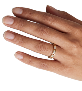 Bague d'éternité en or massif 18 carats avec diamants baguette de laboratoire, alliance de mariage entièrement pavée de diamants de laboratoire, bague minimaliste empilable - Product Image 5