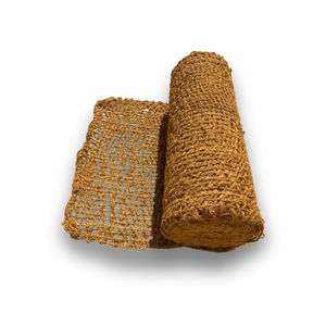 Red de fibra de coco de estructura reforzada para la protección de taludes en carreteras y la reducción de riesgos de pérdida de suelo superficial - Product Image 1