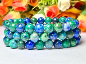 Bracelet en résine époxy fait main, design artistique magnifique, bijou en résine unique, parfait pour les accessoires de mode et les cadeaux élégants - Product Image 2