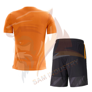 Servicio OEM Disponible, Conjuntos de Uniformes de Fútbol con Logotipo Personalizado, Impresión de Logotipo Personalizado, Uniformes de Fútbol de Talla Personalizada para Equipos - Product Image 2