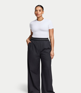 Pantalon de survêtement large taille haute personnalisé pour femme – Décontracté, avec poches, idéal pour la gym, le yoga, la détente et le quotidien - Product Image 3