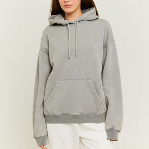 Hoodie d'hiver pour femme, design personnalisé, délavé à l'acide, vente en gros, haut de gamme, élégant, coupe oversize à épaules tombantes, manches longues, 100% coton - Product Image 1