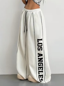 Pantalones Jogger de Mujer de Verano, Estilo Casual Urbano, con Ribetes en Contraste y Gráficos, Blancos, de Pierna Ancha, Cintura Media y Frente Plano - Product Image 2