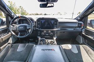 Camionnette Ford F-150 Raptor R 2023 d'occasion, sans bosse, prête à être expédiée - Product Image 2