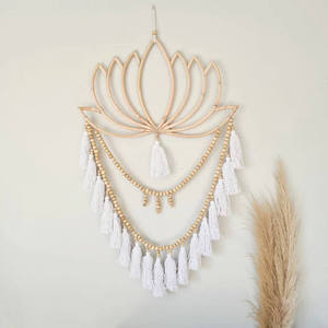 Decoración de Pared de Mimbre Hecha a Mano con Forma de Luna Creciente y Plumas, Estilo Bohemio, para Dormitorio Infantil o Cuarto de Bebé - Product Image 4