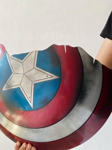 Escudo de Acero Forjado a Mano con Diseño Marvels |   Accesorio de Cosplay con Efecto de Daño de Batalla - Product Image 3