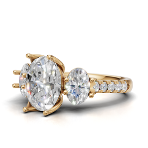 Anillo de Compromiso de Oro Amarillo/Blanco y Oro Rosa de 18K con Tres Diamantes Cultivados en Laboratorio de Corte Ovalado - Product Image 2