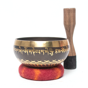 Ensemble de bols chantants tibétains faits à la main pour le chakra Manipura (Plexus Solaire), en laiton bronze foncé, pour la guérison sonore et la méditation, vente en gros - Product Image 2