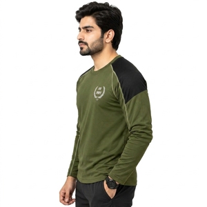 T-shirt à manches longues pour homme, confortable, durable et moderne, conçu avec un tissu de qualité, offrant une finition soignée. - Product Image 3