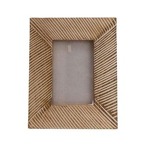 Premium Wooden <b>Photo</b> <b>Frame</b> with Classic Design <b>for</b> Beautiful <b>Wall</b> Display and Modern Interior Decoration - Product Image 2