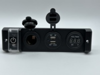 Panel de Interruptores con Reinicio Automático, Doble Puerto USB y Tomas de Corriente Auxiliares de 12V para Autos, Camiones, Barcos y Autocaravanas