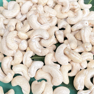 Wholesales Vietnam Cashew LP1 Cashew <b>Nuts</b> Bulk Cashew <b>Nuts</b> OEM, ODM - Product Image 1