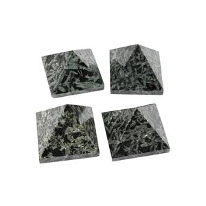 Pyramide de tourmaline noire sculptée à la main pyramide de cristal naturel Fengshui énergie Reiki cristal de guérison cristal de pierre précieuse - Product Image 2