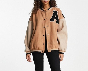 Veste universitaire pour femmes, fermeture à boutons, coupe ample, grande taille, en polaire, pour étudiants, veste de sport universitaire avec logo personnalisé - Product Image 1