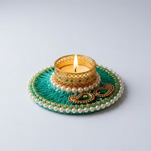 Portavelas Decorativo para el Hogar, Adornado con Perlas, Hecho a Mano, Centro de Mesa, Decoración Festiva para Bodas - Product Image 4