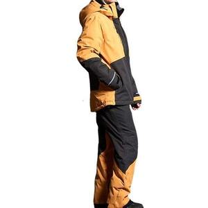 ชุดสกีผู้ชายแบบกำหนดเอง กันน้ำ กันลม พร้อมฉนวนกันความร้อน เสื้อแจ็คเก็ตสกีและกางเกงบิบสำหรับเล่นสโนว์บอร์ด ชุดกีฬาฤดูหนาว รับผลิตแบบ OEM ODM ขายส่ง - Product Image 3