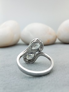 Anillo de Compromiso de Plata de Ley con Diamante Ovalado VVS de 4 Quilates, Certificado por GIA, Moderno, 100% de Satisfacción Garantizada, Regalo - Product Image 3