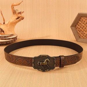 Cinturón de Cuero de Vaca Estilo Étnico Retro para Hombre, Personalizado con Grabado en Relieve, Estilo Punk, Vaquero Occidental, con Hebilla de Aleación Individualizada - Product Image 2