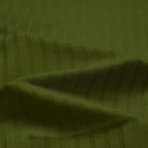 เสื้อโปโลผู้ชายแบบใหม่คุณภาพสูงขายส่ง OEM แขนสั้นลำลองทรงเข้ารูปสำหรับออกกำลังกายและตีกอล์ฟ รับสั่งทำ - Product Image 3