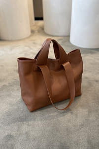 Bolso de Mano de Cuero Hecho a Mano de Lujo - Product Image 3