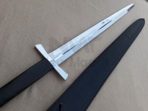 INCREÍBLE ESPADA DE MANGO DE CUERO NEGRO MEDIEVAL EUROPEO DE ACERO DE ALTO CARBONO CON FUNDA DE CUERO - Product Image 3