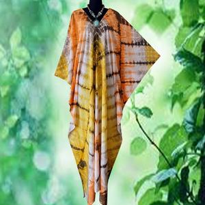 Robe caftan en rayonne teinte à la main style shibori tropical, robe maxi vintage, art portatif, coupe décontractée, tenue bohème pour femme - Product Image 4