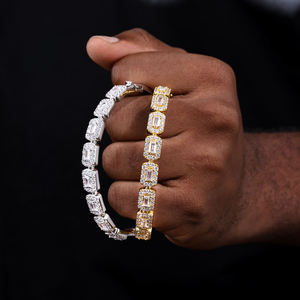 Pulsera de Cadena de Lujo para Hombre, Chapada en Oro de 18K, con Diamantes de Corte Esmeralda, Engaste en Canal, Estilo Geométrico para Uso Diario - Product Image 3