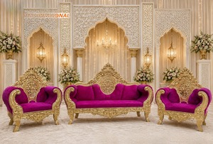 Canapé de mariage élégant en or blanc style paon avec cadres sculptés de style royal, canapé de scène de mariage de luxe avec chaises assorties pour les États-Unis - Product Image 4