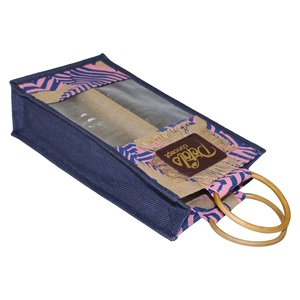 Bolsa de vino de yute laminado PP con asa de madera para ventana frontal y compartimento interior para dos botellas, de la India - Product Image 6