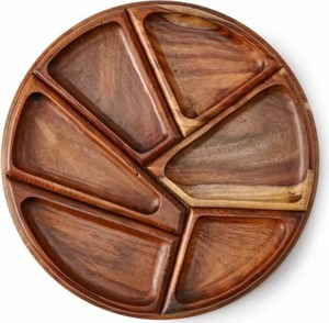 Bandeja de madera multicolumna elegante para presentación de alimentos con secciones separadas, perfecta para aperitivos, bocadillos y uso en la mesa. - Product Image 1