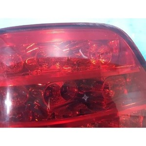 Luz Trasera Izquierda Usada para Sorento 924013E500 - Product Image 3