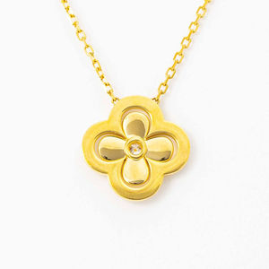 Elegante Collar con Colgante de Trébol en Oro Blanco de 14K con Diamante Cultivado en Laboratorio de Corte Redondo de 0.48ct, Joyería Fina para Uso Diario, Regalo - Product Image 6