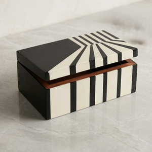 Checkered Resin and Wood Decorative Box, Luxury Geometric Storage Box for Jewelry Keepsakes <b>Coffee</b> <b>Table</b> Styling and Modern box - Product Image 4