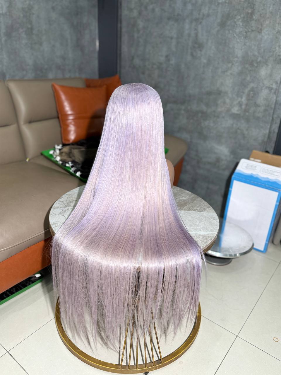 สีม่วง