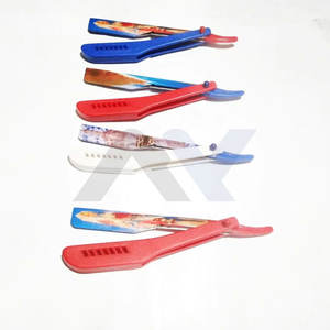 Maquinillas de Afeitar Rectas para Barbería, Totalmente Personalizables, Desechables, con Mango de Plástico, Diseño y Color con Logotipo OEM - Product Image 5