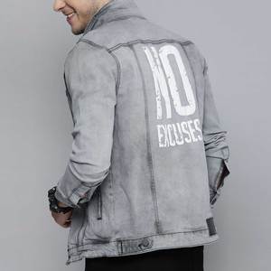 เสื้อแจ็คเก็ตยีนส์สไตล์สตรีทลำลอง บริการ OEM/ODM สำหรับผู้ชาย น้ำหนักปานกลาง แห้งเร็ว ผ้าเดนิมคอตตอน 100% สีสันตามสั่ง - Product Image 3