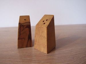 Natural Wooden Salt Pepper Shaker Set For Restaurant Dining Table Seasoning <b>Storage</b> And Elegant Serving - Product Image 5
