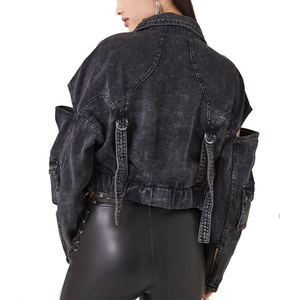 Chaqueta vaquera corta de punto transpirable personalizada High Street para mujer con bolsillos de solapa recortados y dobladillo elástico, venta al por mayor OEM de ropa urbana - Product Image 5
