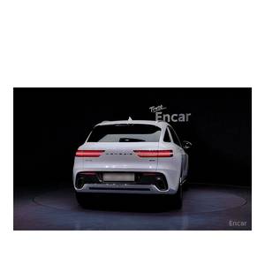 Genesis GV70 2.5T AWD Essence SUV 2024, Volant à Gauche, Boîte Automatique, Sièges en Cuir, Caméra Arrière, Émissions Euro V, 15 420 km - Product Image 4