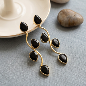 PENDIENTES DIVYORO CON DISEÑO DE HOJA - Product Image 2