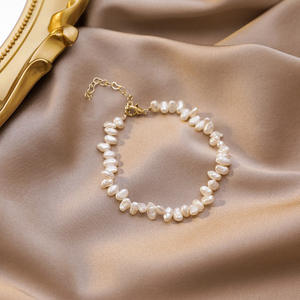 Women's Retro Baroque Style Freshwater Pearl <b>Necklace</b> <b>and</b> <b>Bracelet</b> <b>Set</b> Petal Fashion Jewelry with Temperament - Product Image 2