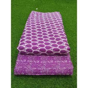 Tissu imprimé floral en coton élégant, matière douce et respirante de qualité supérieure pour la confection de robes Kurti, chemises et textiles artisanaux pour femmes - Product Image 5