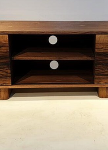 Mesa de TV de Madera Exótica de Lujo con Incrustaciones de Resina Epoxi, Estante Abierto y Almacenamiento Multimedia para Sala de Estar Moderna - ¡Gran Oferta! - Product Image 5