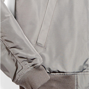 Proveedor de Ropa Urbana OEM, MOQ Bajo, Chaqueta Cortavientos Informal Delgada, Estilo Hip Hop, Cintura Ajustada, Corte Holgado, Chaqueta Bomber para Hombre - Product Image 2