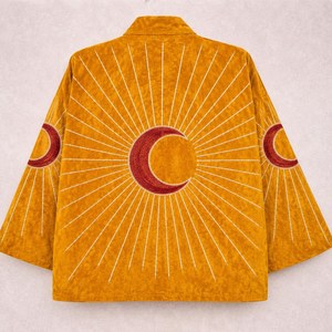 Chaqueta Kimono de Terciopelo Bordada con Diseño Celestial Boho para Mujer, Moda Exclusiva y Elegancia Atemporal, Abrigo Hecho a Mano para Festivales - Product Image 3